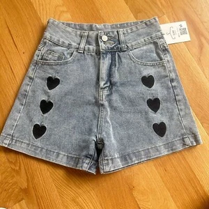 High Waisted Denim Shorts Junior's Size M Jeans New - Picture 1 of 3