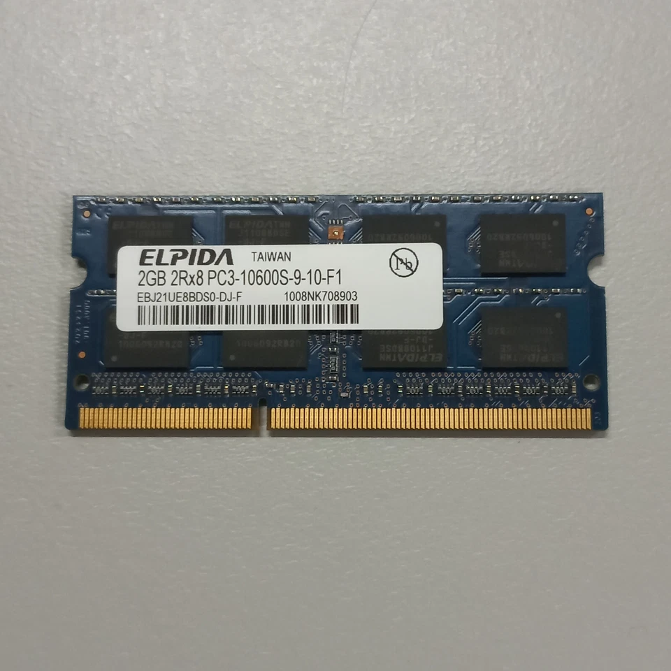 Elpida 2GB PC3-10600 DDR3-1333MHz non-ECC Unbuffered SoDimm EBJ21UE8BDS0-DJ-F - Image 1 of 4