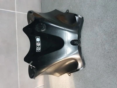 cover serbatoio  KAWASAKI ZZR 1400 2015 14527 KM - Immagine 1 di 4