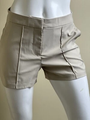 Shorts de golfe femininos PUMA tamanho P. (B.141/2) - Imagem 1 de 4