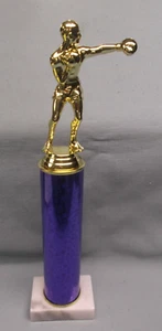 boxer bleu topper trophée récompense base marbre blanc boxe mâle - Photo 1/1