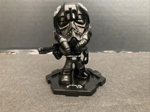 Funko Mystery Mini Star Wars Hot Topic Esclusivo Tie Fighter Pilot con Supporto - Foto 1 di 7