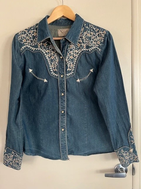 Camisa Scully Para Mujer Grande Azul Denim Desplazado Bordado Perla Occidental A Presión LS Foto 1 de 4
