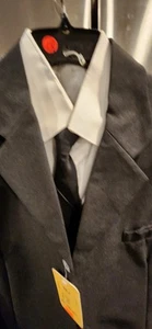 Boy's Black 5 Piece Suit Size 18 Jacket, Vest, Pants, Shirt & Tie - Picture 1 of 10