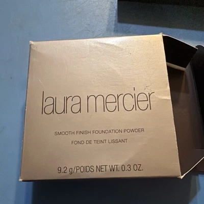 Laura Mercier Smooth Finish Foundation Powder  13 - 9.2g / 0.3oz - Image 1 of 4