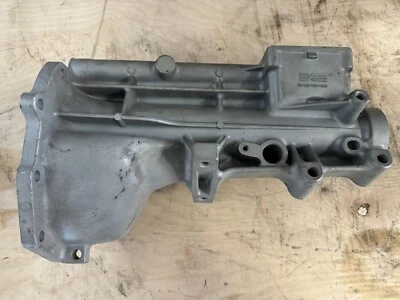 Carcasa trasera de 5 velocidades 1983-87 sin inodoro T-5 para Camaro o Firebird 13-52-066-913 Foto 1 de 4