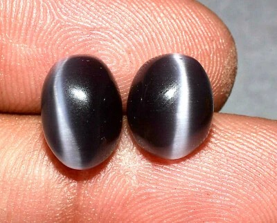 Pair Of 9.00 Ct Lab-Grown Black Cat's Eye Rarest Quartz Gems for Jewelry Use - Image 1 of 3