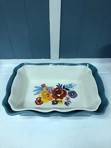 The Pioneer Woman 2-Piece Rectangular Ruffle Top Ceramic Bakeware Set - Picture 1 of 6