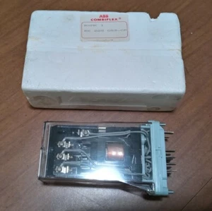 Nos ABB Combiflex Relais RK 225 053 CP - Bild 1 von 1
