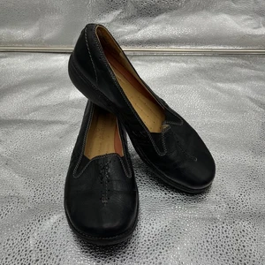 Scarpe donna Clarks strutturate nere slip-on taglia 9M pelle tacco piatto - Foto 1 di 11