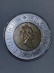 VERY RARE 1952-2002 Canada 2 Dollars circulated Dot Under The H Of Elizabeth - Picture 1 of 6