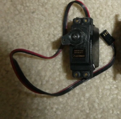 Vintage RC Part Accessory Airtronics Servo 94831 - Image 1 of 2