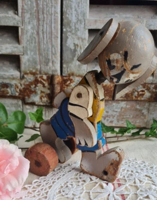 ANCIEN JOUET EN BOIS ANNEES 40/50 SUR ROULETTES PIPO - Photo 1/4