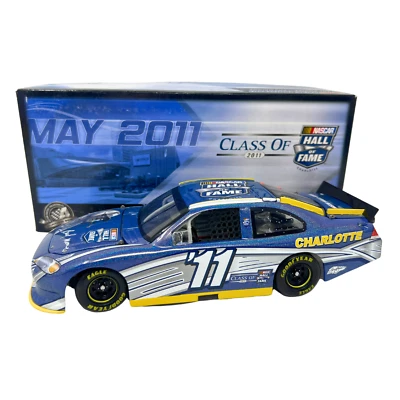 Lionel Nascar #11 Bud Moore NHOF Class of 2011 Ford Fusion 1:24 Diecast - Image 1 of 4
