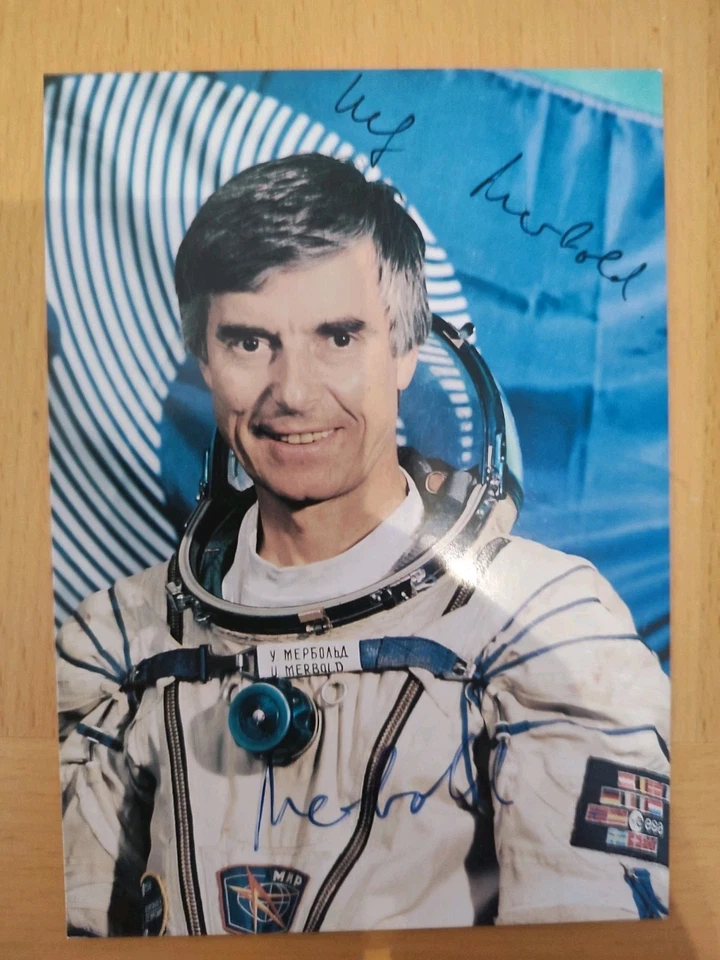 Autogramm signiert von Ulf Merbold (ehem. Astronaut und Physiker) - Bild 1 von 1