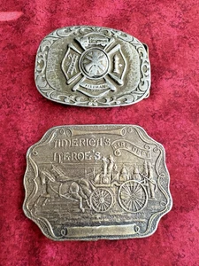 GÜRTELSCHNALLEN / 2 STÜCK / FEUERWEHR / AMERIKAS HEROS - Bild 1 von 5