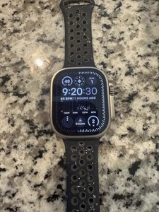 Apple Watch Ultra 2 49mm Titanium Case (GPS, LTE) W/Nike Band Midnight Sky M/L - Zdjęcie 1 z 9
