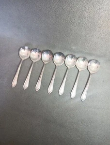 Vintage silver plate Oneida LTD. ladle spoon 1881 Rogers Flatware Set (Lot Of 7) - Picture 1 of 6