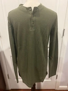 St. Johns Bay Long Sleeve Henley Thermal Men Size Medium Top Dark Olive - Picture 1 of 3