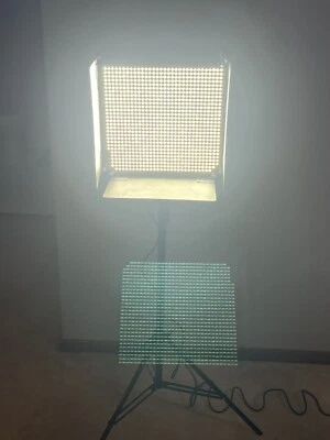 Studio Lightning Kit Metal Box 1012 Leds 4 Light Adjustment Switches LED - Image 1 of 4