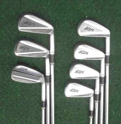 Hierros profesionales Spalding MV2 de colección 3 a través PW Nº 8 hierro muy bonito Foto 1 de 4