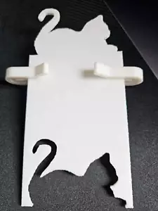 Cat Playing Reversable Soap Scraper Tool + Clips - Picture 1 of 4