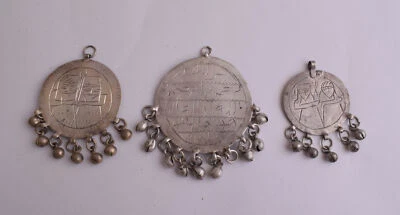 3 ciondoli amuleto zar egiziano vintage in argento - OFFERTA - Immagine 1 di 4