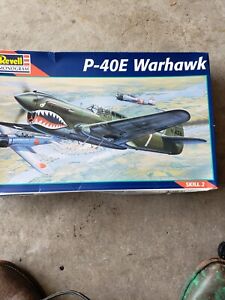 Revell Monogram 1/32 Scale  P-40E Warhawk Plane Kit #85-4664 Open Box, Complete 