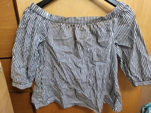 Tommy Hilfiger Flattering Scoop Neck Stripey Summer Top - Size 8 Or Small 10 - Picture 1 of 4