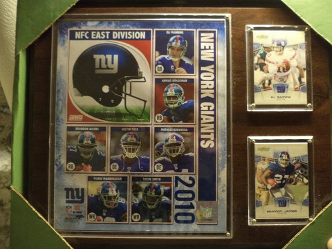 BRAND NEW NY Giants Plaque Wood Eli Manning NFC East Football NFL Collectors Cover