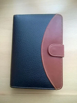 Terminplaner Kalender A5-Größe  (Kunst?)Leder schwarz/braun mit Einlagen+Rechner - Bild 1 von 4