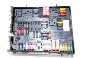 VW Golf 5 Touran Steuergerät Zentralelektrik Sicherungskasten 1K0937124K - Bild 1 von 2