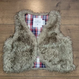 H&M Mädchen Fellweste Gr. 140 - Bild 1 von 1