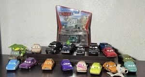 Disney Cars - RIESIG - SELTEN - 18er-Set ~ Zitronen Gremlin Pacer Ölplattform SET - Bild 1 von 24