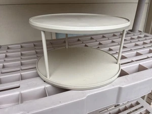 Vintage Rubbermaid Off White Almond Two Tier Lazy Susan Turntable 10.5" - Picture 1 of 4