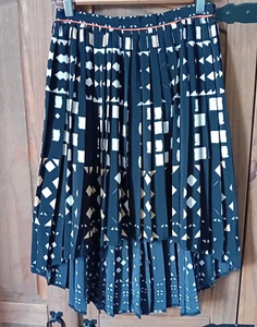 TOPSHOP Size 10 High Low Pleated Skirt, Polyester, Geometric Print - Picture 1 of 1