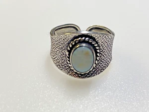 Sterling Silver 925 Ring Milky Opalite 3.86g Size T1/2 - Picture 1 of 6
