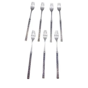 Oneida Spanish Court Stainless 1881 Rogers Appetizer Oyster forks set of 7 - Picture 1 of 6