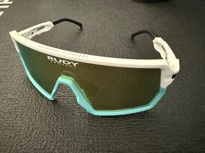 Rudy Project Kelion Brille - Team Bahrain Victorious Emerald Matte/Gold 2025 - Bild 1 von 4