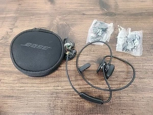 Bose SoundSport Auricolari In Ear, Nero, con Custodia **SOLO PARTI, LEGGERE** - Foto 1 di 13