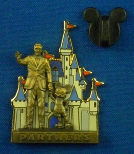 Walt and Mickey Mouse Partner's Statue WDW Cinderella's Castle Disney Pin #10848 - Picture 1 of 4