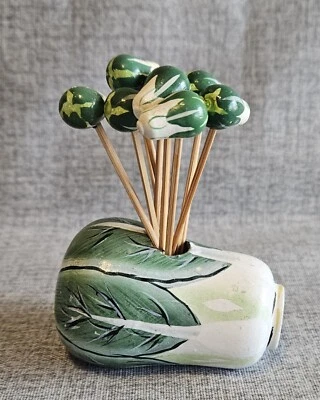  Aperitivo de cóctel selección de alimentos 8 selecciones contenedor de verduras de madera Foto 1 de 4