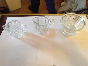 miscellaneous glass items  - Picture 1 of 4