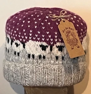 Hand Knitted Pure Wool Grey & D Red Sheep Design Bobble Beenie Hat size Medium - Picture 1 of 3