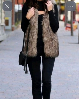 Blassport Reversible Faux Fur Womens Vest Size M Black Gray Brown - Image 1 of 4