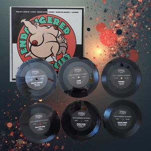 Various ‎– Endangered Species 6x7" Box Set 1990 Europe NM - Imagen 1 de 7