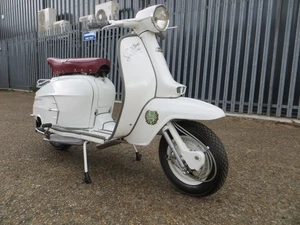 Original Italian Innocenti Italian Lambretta SX 200 1966 Model "Fully Restored" - Picture 1 of 24