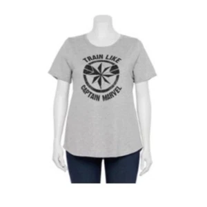 Captain Marvel "Train Like" Graphic Tee Women Plus Size 2X - Picture 1 of 7