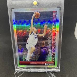 DIRK NOWITZKI 2005-06 BOWMAN CHROME REFRACTOR #10 DIRK NOWITZKI #/300 MAVERICKS - Picture 1 of 6