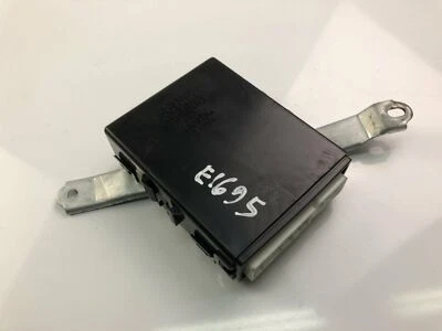 E1695 LEXUS 2005 Control Unit 89225-50010 - Image 1 of 4